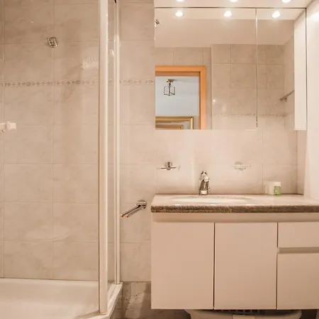 Saphir - Griwa Rent Ag جريندلوالد